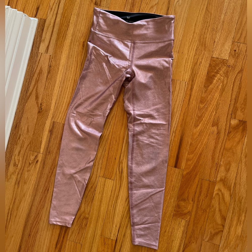 heroine sport marvel leggings rose gold